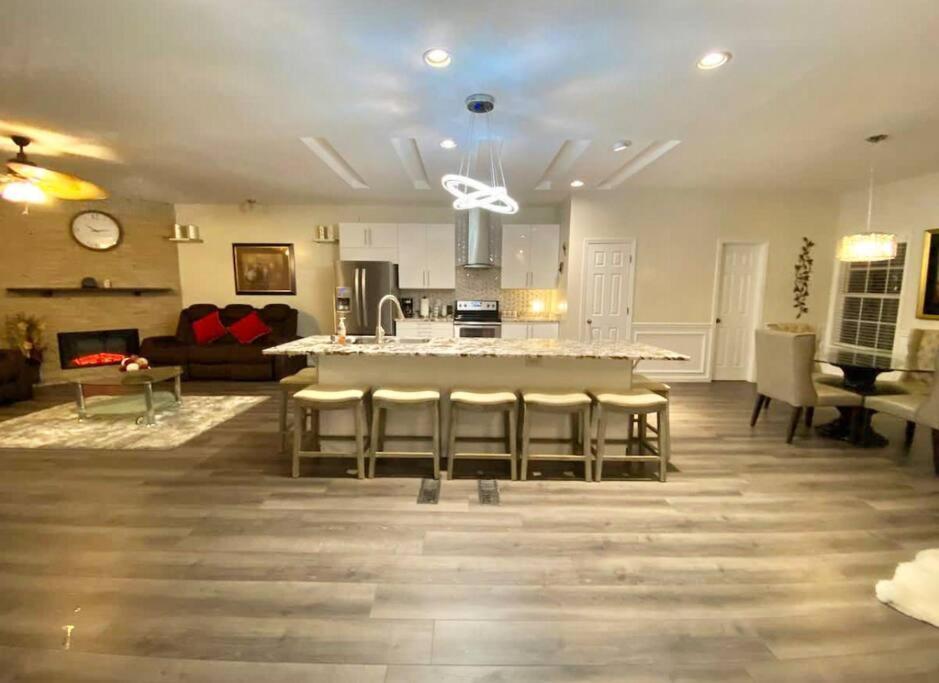 로렌스빌 New Modern House?A Mins To Hwy I-85, 316 빌라 외부 사진